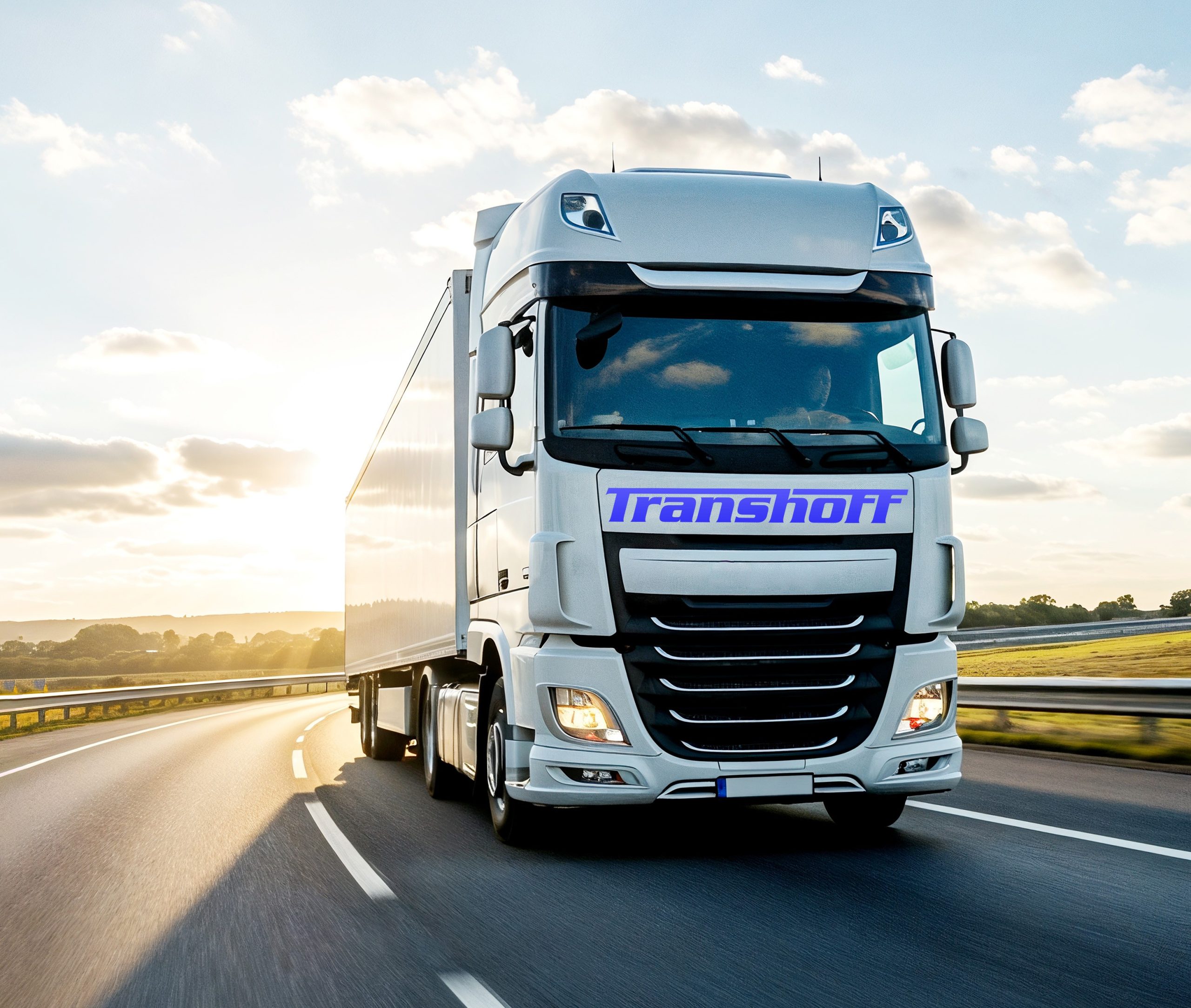 ein-weisser-semi-lkw-fahrt-einem-sonnigen-tag-auf-der-autobahn